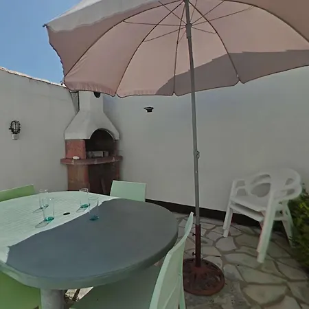 Maisonnette Avec Piscine Chauffee, Proche - Fr-1-224a-78 Casa vacanze
