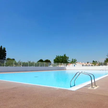 Maisonnette Avec Piscine Chauffee, Proche - Fr-1-224a-78 Tatil Evi *