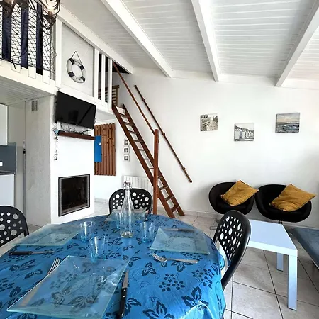 Maisonnette Avec Piscine Chauffee, Proche - Fr-1-224a-78 * Brétignolles-sur-Mer